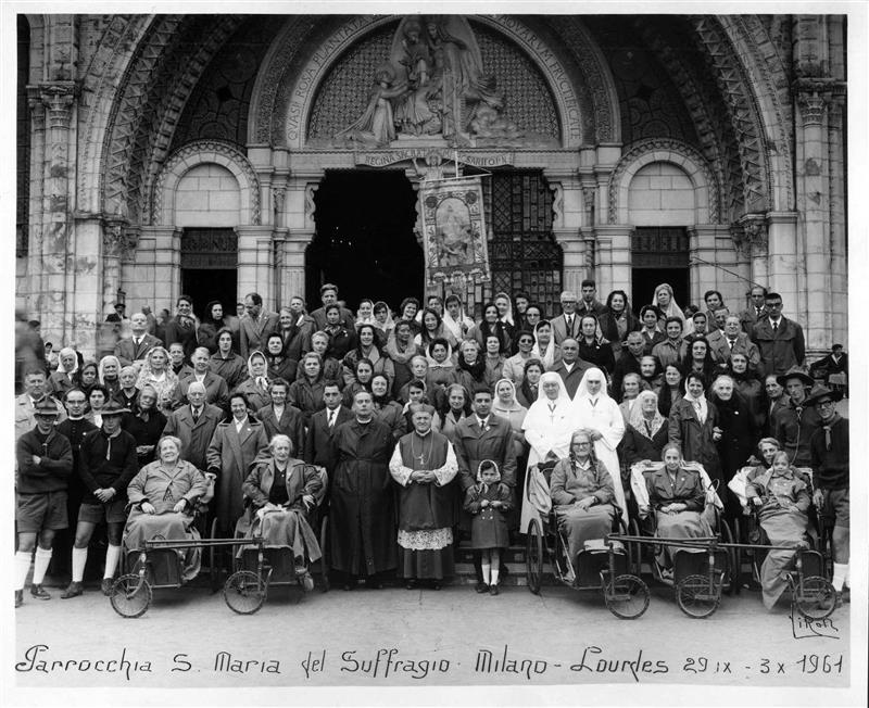 1961, pellegrinaggio parrocchiale a Lourdes